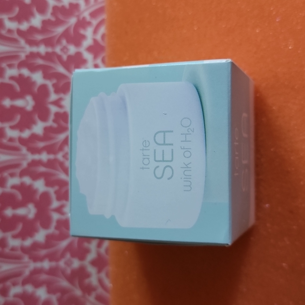 SEA by tarte - wink of H20 - Picture 2 of 6